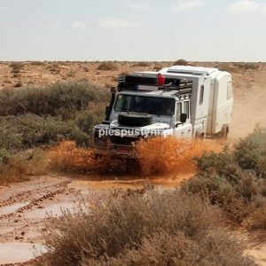 Land Rover Defender 130 – Po błocie - Blog podróżniczy - PIES PUSTYNI
