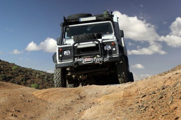 Land Rover Defender 130 – na szlaku Rajdu Paryż-Dakar - Blog podróżniczy - PIES PUSTYNI