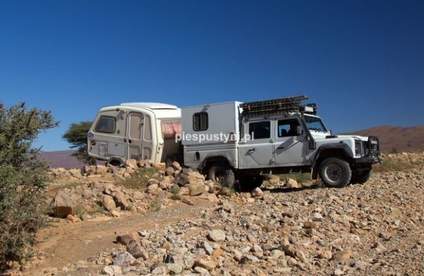 Land Rover Defender 130 – oued pokonany - Blog podróżniczy - PIES PUSTYNI