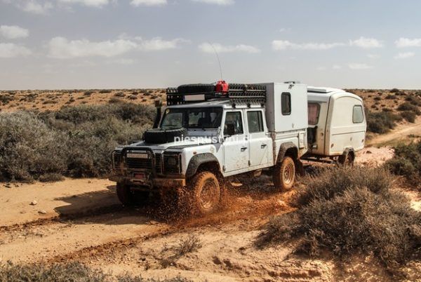 Land Rover Defender 130 – po kałużach - Blog podróżniczy - PIES PUSTYNI