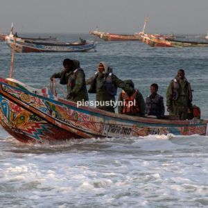 Port rybacki w Nawakszut 4 - Blog podróżniczy - PIES PUSTYNI